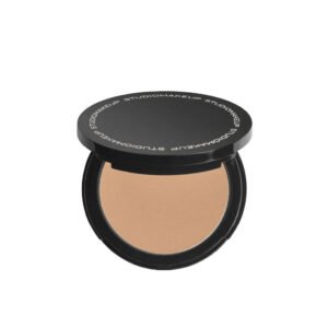 Studiomakeup Smooth Finish Wet & Dry Foundation