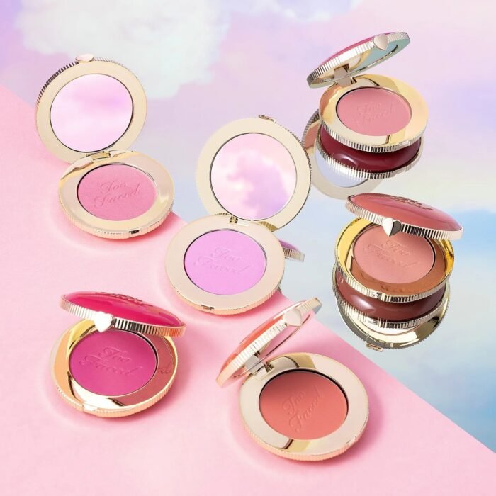 3930100D-5049-4E46-AB74-2F0E9DEDFBF0.jpg TOO FACED Cloud Crush - Colorete sedoso Blush — Too Faced maquillage teint au Maroc